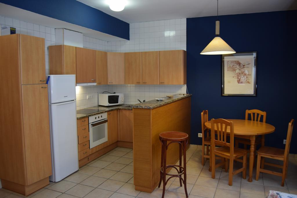 Apartaments Bizanti Sant Marti d'Empuries Exterior foto